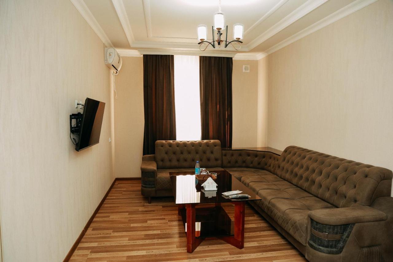 Fayz Hotel อูร์เกนช์ ภายนอก รูปภาพ
