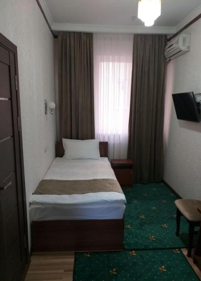 Fayz Hotel อูร์เกนช์ ภายนอก รูปภาพ