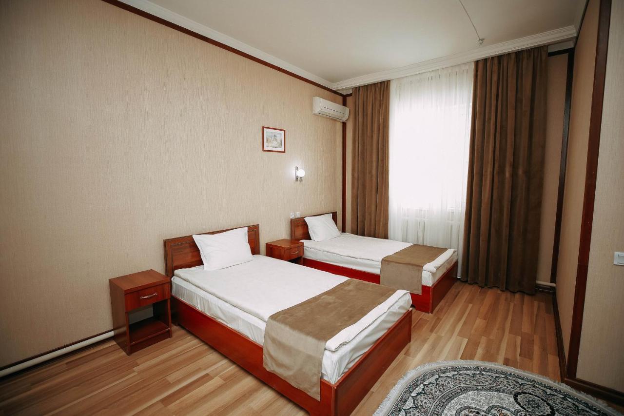 Fayz Hotel อูร์เกนช์ ภายนอก รูปภาพ